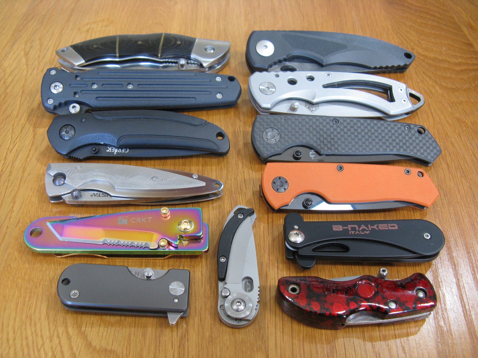 Tools: Knife Collection - Folding Blade